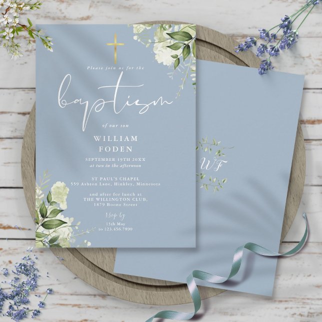 Convites Azul Empoeirado Monograma Floral de Verdura Batism (Dusty Blue Greenery Floral Monogram Baptism Invitation)
