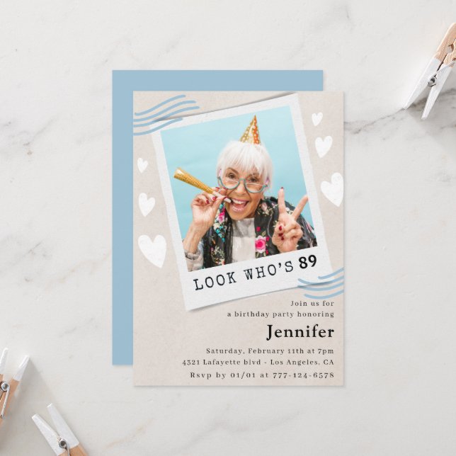 Convites Azul Engraçado Olha quem faz 89 Foto 89 anos (Frente/Verso In Situ)
