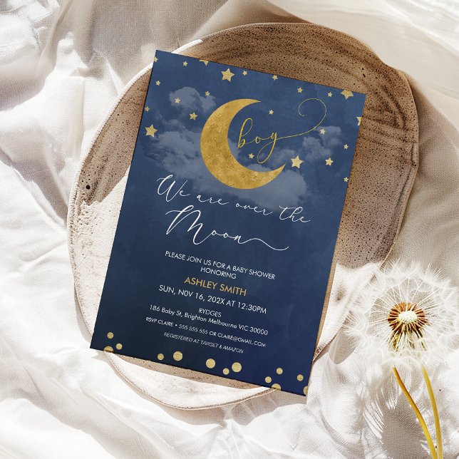 Convites Azul Escuro Dourado Estamos Sobre O Chá de fraldas (Dark We are Over the Moon Baby Shower Invitation Blue Gold Moon Themed Baby Shower, Moon and Stars)