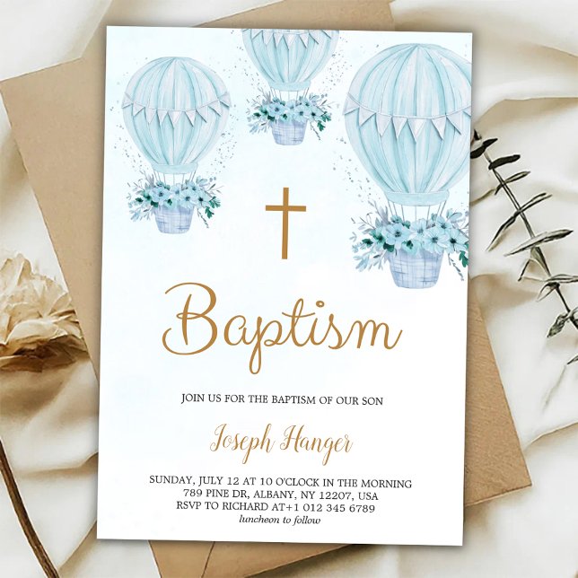 Convites Baptism invitation with blue hot air balloon  (Criador carregado)