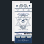 Convites Bar de Prata Azul Mitzvah para o Bilhete de Futebo<br><div class="desc">Cinza de prata e Bilhete Azul de Futebol Marinho com a Estrela de David para o seu Bar Mitzvah Convite. Dois capacetes de futebol para as suas iniciais e estrela central de David de cor azul esmaecida. Se você precisar de uma combinação de cores diferente ou qualquer outra alteração de...</div>