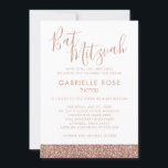 Convites Bat Mínimo Mitzvah, Glitter Cor-de-Rosa Dourada<br><div class="desc">O convite do Bat Mitzvah, com espaço para o nome hebraico, muted gold, muted rosa glitter stripe, é moderno, mínimo, simples e elegante para a jovem sofisticada. ・ ・ ・ ・ ・ Clique em PERSONALIZAR MAIS para alterar fontes, texto e cores de fundo ou editar o design como quiser para...</div>