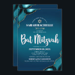 Convites Bat Mitzvah Modern Turquoise Agate Script<br><div class="desc">Tenha orgulho, alegria e mostre este marco do seu Bat Mitzvah favorito! Envie este convite legal, único, moderno, personalizado, com nome hebraico para um evento que se lembre. A tipografia da escrita branca e uma estrela dourada falsa de David sobrepõem um fundo azul-azul-turquesa profundo com agato azul-turquesa acentuado com veias...</div>
