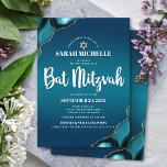 Convites Bat Mitzvah Turquoise Agate Script Moderno<br><div class="desc">Tenha orgulho, alegria e mostre este marco do seu Bat Mitzvah favorito! Enviar este convite legal, único, moderno e personalizado para um evento que se lembre. A tipografia da escrita branca e uma estrela dourada falsa de David sobrepõem um fundo azul-azul-turquesa profundo com agato azul-turquesa acentuado com veias douradas falsas....</div>