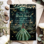 Convites Bat Mitzvah, um vestido verde da Floresta Encantad<br><div class="desc">Personalize este encantador convite do Bat Mitzvah com facilidade e rapidez. Basta clicar no botão Editar usando ferramentas de Design para editar ainda mais o texto, alterar estilos de fonte e cores de fonte. Apresentando uma garota vestida com um vestido verde esmeralda e um fundo florestal encantado. As borboletas, raparigas...</div>