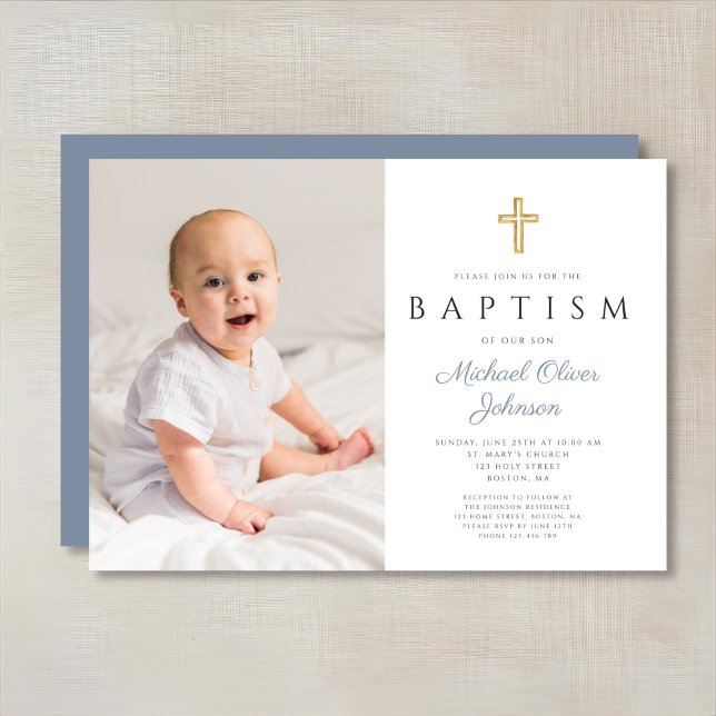 Convites Batismo de Foto do Menino Azul Moderno Dusty (Modern Dusty Blue Cross Boy Photo Baptism Invitation)