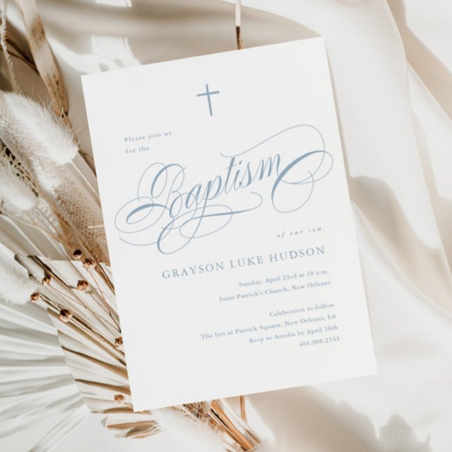 Convites Batismo Elegante: Caligrafia Dusty Blue Boys (Elegant Script Dusty Blue Boys Baptism Invitation.)