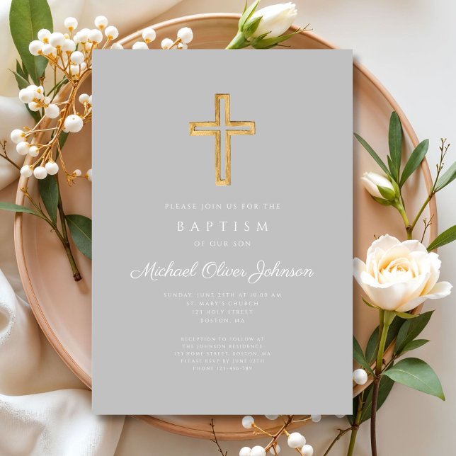 Convites Batismo religioso entre Cinzas (Religious Cross Gray Script Boy Baptism Invitation)
