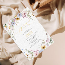 Bebê em Chá de fraldas de flor selvagem