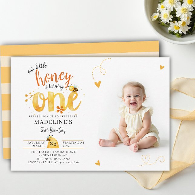 Convites Bee Honey Theme Whimsical Cute Photo 1st Birthday (little honey bee first birthday photo invitation watercolor summer whimsical hearts bee-day)
