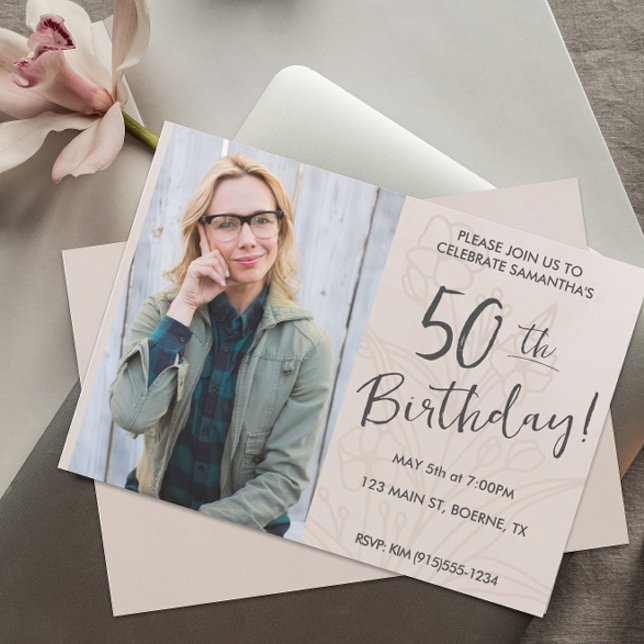 Convites Beige Floral Foto 50th Birthday (50th Birthday Photo Invitation)