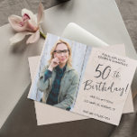 Convites Beige Floral Foto 50th Birthday<br><div class="desc">Personalize facilmente a foto e os detalhes sobre esses 50º Convites de festas de aniversários minimalistas bonito.</div>
