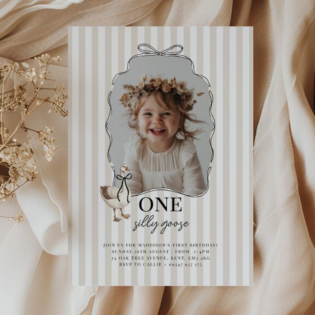 Convites Beige One Silly Goose 1st Birthday Invitation (Zazzle Beige One Silly Goose 1st Birthday Invitation)