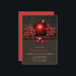 Convites Berries Glitter e Bauble com Natal de Arco de Joia<br><div class="desc">Convite de festas de Natal festivo sazonal. Um bonito design de borbulha decorada, festiva, de cor vermelha, com dois/2 cachos de bagas vermelhas cobertos por uma brilha prateada cintilante num lindo fundo de cintura da cinza. Dividir a imagem dos detalhes do seu evento é um romântico arco de diamante de...</div>