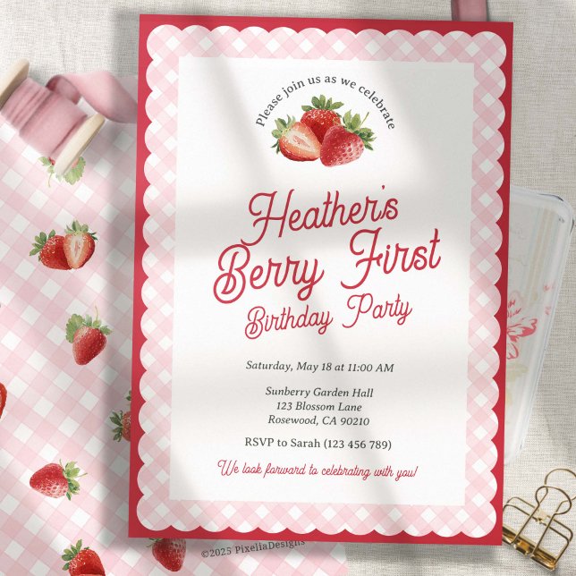 Convites Berry First Strawberry Birthday with Pink Gingham (Berry First-Strawberry first birthday invitation)