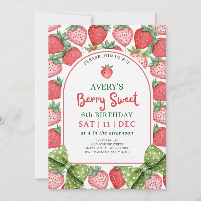 Convites Berry Sweet 6th Birthday Strawberry Invitation (Frente)