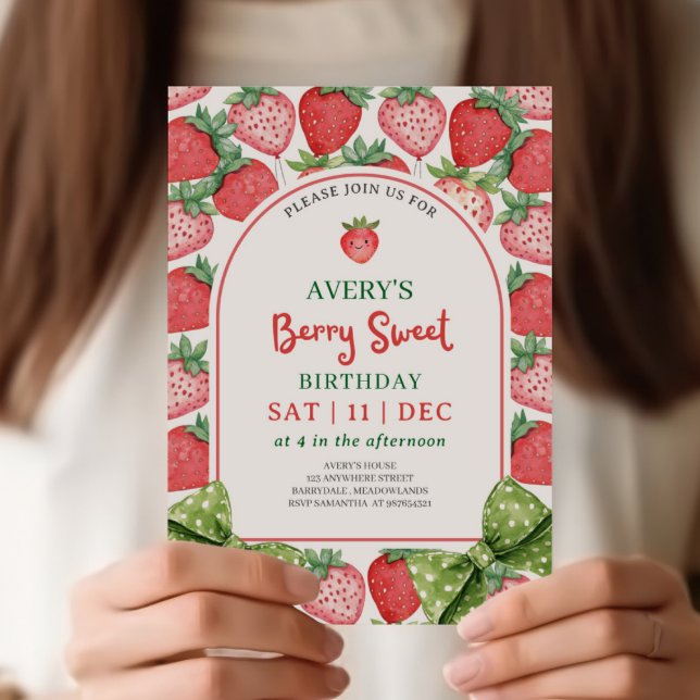Convites Berry Sweet Birthday Strawberry Party Invitation (Criador carregado)