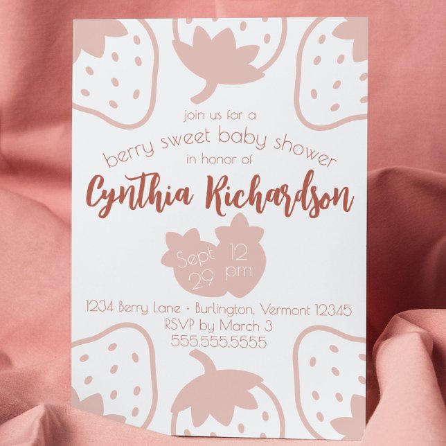 Convites "Berry Sweet" Chá de fraldas moderno de morango (berry sweet strawberry baby shower invitation cute modern shower farmers market theme summer shower)