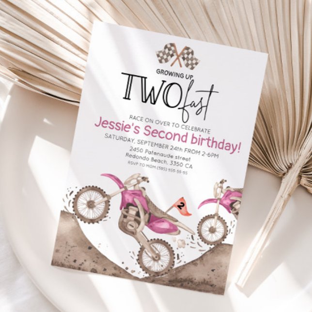 Convites Bicicleta de terra rosa - 2º aniversário - Crescen (pink dirt bike growing up two fast birthday invitation)