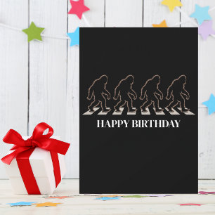Convites Birthday Bigfoot Silhouket Atravessando Rua Engraç