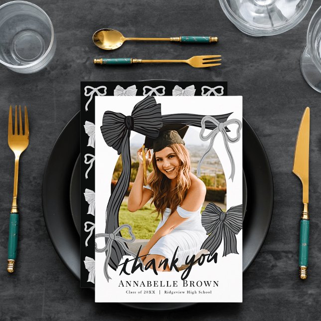 Convites Black Bows Photo Graduation Thank You Card (Criador carregado)