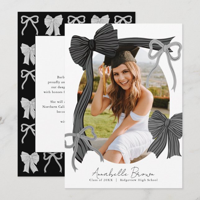 Convites Black Bows Photo Message Graduation Announcement (Frente/Verso)