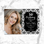 Convites Black White Damask Silver Photo 50th Birthday<br><div class="desc">Elegante convite de 50 anos femininos com sua foto. Design branco preto de vidro com prata brilhante. Apresenta cor damasco preta e branca, fonte de script e confetti. Perfeito para uma festa de comemoração de na moda adulto. Personalize com seus próprios detalhes. Pode ser personalizado para qualquer idade! Impressos convites...</div>