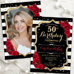 Convites Black White Stripes Rosa vermelha Foto 50º Anivers<br><div class="desc">Elegante convite floral feminino de 50 anos com sua foto no final do cartão. Design branco preto-claro com ouro brilhante. Apresenta faixas pretas e brancas, rosas vermelhas, fontes de script e confetti. Perfeito para uma festa de comemoração de na moda adulto. Personalize com seus próprios detalhes. Pode ser personalizado para...</div>
