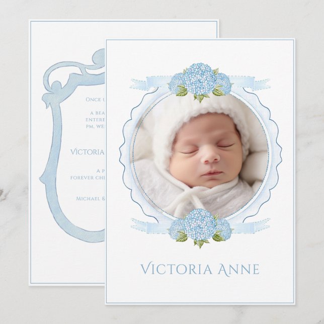 Convites Blue Hydrangeas Vintage Birth Announcement (Frente/Verso)
