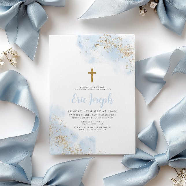 Convites Blue Watercolor Dourado Cross Boy Christening (Blue Watercolour and gold Boy's Baptism Invitation with Gold Cross. )