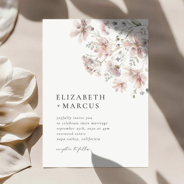 Convites Blush Wildflower Minimal Boho Wedding Invitation (Blush wildflower wedding invitation with elegant serif typography and soft floral corner design)