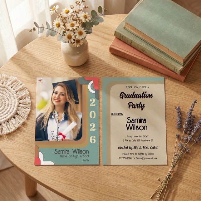 Convites Boho Daisy Retro Verde Sálvia Foto Graduação 2026 (Boho Daisy Retro Sage Green Photo 2026 Graduation Invitation)