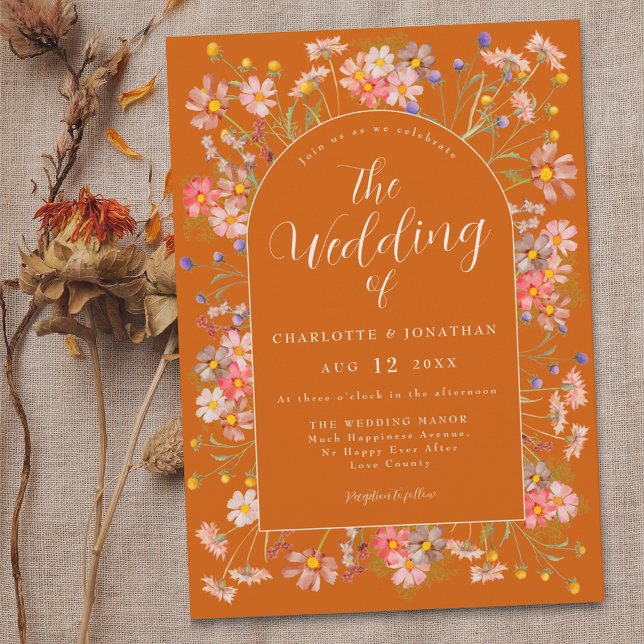Convites Boho Fall Wildflower Burnt Orange Weding (Boho fall Wildflower floral arch terracotta burnt orange Wedding invitation Elegant modern script)