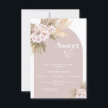 Convites Boho Floral Arch Sweet 16 Aniversário<br><div class="desc">Boho Floral Arch Sweet 16 Aniversário Convite de 16 de Aniversário Este doce convite de 16 anos boêmico pode ser utilizado para qualquer idade e inclui dois arranjos florais boêmicos com grama-palma, folhas de palma e rosas em vários tons num arco de cor. Este convite de 16 anos é ideal...</div>