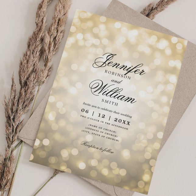Convites Bokeh De Casamento Elegante Luz Romântica Script D (Elegant Wedding Bokeh Lights Romantic Script Gold Invitation)