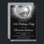 Convites Bola de Disco Silver 50ª Festa de aniversário<br><div class="desc">Silver 50ª Festa de aniversário Convite de festas de Bola de Disco Silver. O Convite de aniversário Silver e Black 50th é perfeito para uma Festa de aniversário 50ª moderna.</div>