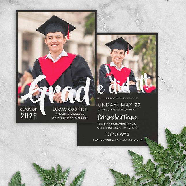Convites Bold Custom Graduation Announcement & Party Invite (Criador carregado)
