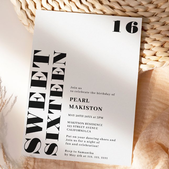 Convites Bold, preto, branco, doce, 16 anos (Bold simple black white sweet 16 birthday invitation)
