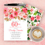 Convites Bonito 60º aniversário da Floral de Verão rosa<br><div class="desc">Rosas, peonias e margaridas criam o design floral rosa-rosa bonito de verão. Os botões e a folhagem adicionam uma vibração rústica. O 60º está escrito em um grande texto em negrito. Pode ser mudado para qualquer ano que você quiser. O nome do celebrante de aniversário é escrito em uma fonte...</div>