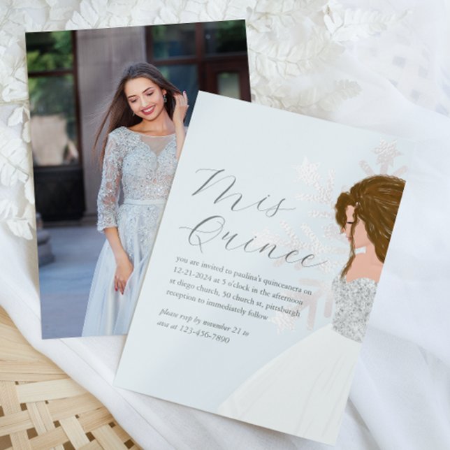 Convites Bonito Blue Winter Snowflakes Mis Quince Foto (Pretty blue winter theme mis quince quinceanera invitation.)