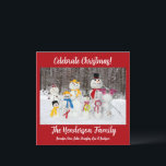 Convites Bonito Snowman, Nomes Familiares, Natal<br><div class="desc">Se você ama o Natal e os Snowmen, esta linda família Snowman é uma ajustado perfeita para o seu cartão de Natal anual. Projetado sobre um claro fundo vermelho festivo, o texto inclui: Celebre o Natal!, o Sobrenome da sua família e os Nomes das suas famílias. Para personalizar, basta inserir...</div>