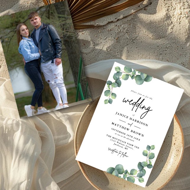 Convites Botânica Rústica Fotografia de Noiva com Verde de  (Eucalyptus greenery photo invitation adds natural charm and showcases your love story beautifully)