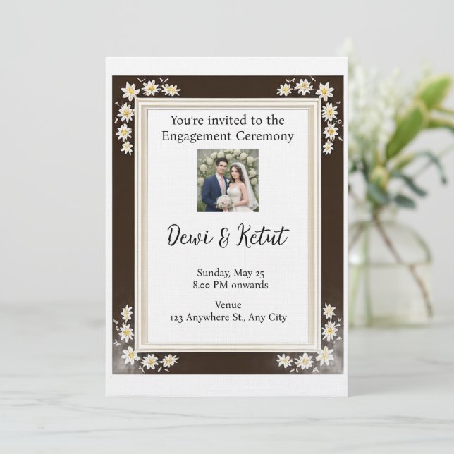 Convites Brown & Gold Frame Wedding Engagement (Em pé/Frente)
