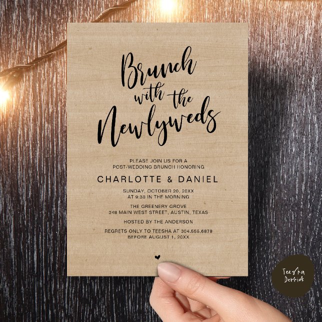 Convites Brunch com recém-casados, Elopemento de Casamento (Brunch with the newlyweds, Post Wedding Elopement Invitation Card PDF Cottage Brown Wood Background)
