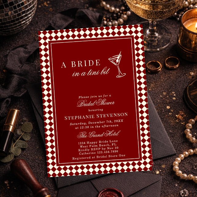 Convites Burgundy Old Money Checkered Martini Bridal Shower (Criador carregado)
