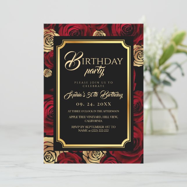 Convites  Burgundy Roses Birthday Party Invitation (Em pé/Frente)