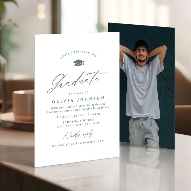 Convites Caligrafia Moderna Simples de Formatura em Foto Sa (Sage Modern Calligraphy Simple Photo Graduation Invitation)