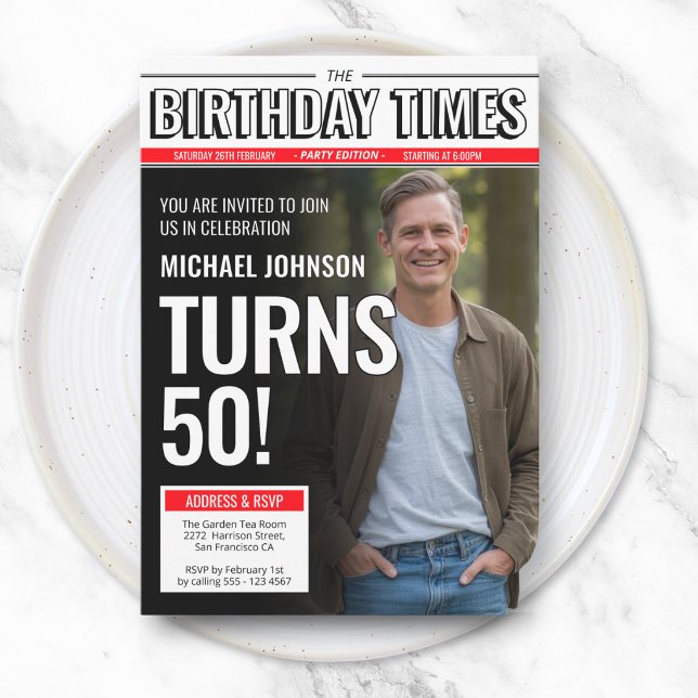 Convites Capa de Jornal Personalizada Moderna para 50º Aniv (Modern Custom Photo 50th Birthday Newspaper Cover Invitation)