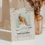 Convites Capítulo Sessenta Foto Moderna Diversão 60º Aniver<br><div class="desc">Capítulo 60! Convide amigos e família para comemorar a 60ª festa de aniversário com estes divertidos convites de aniversário para adultos. O Design apresenta um snapshot de fotos, o texto 'Capítulo Sessenta em serif e fontes de caligrafia, faux gold glitter confetti e um modelo de aniversário editável que é fácil...</div>