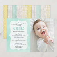 Casa Amarela e Hortelã Geométrico em Madeira Rústi